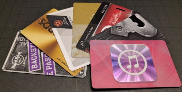 2017-01-03-16-32-15-cards-crop-scale